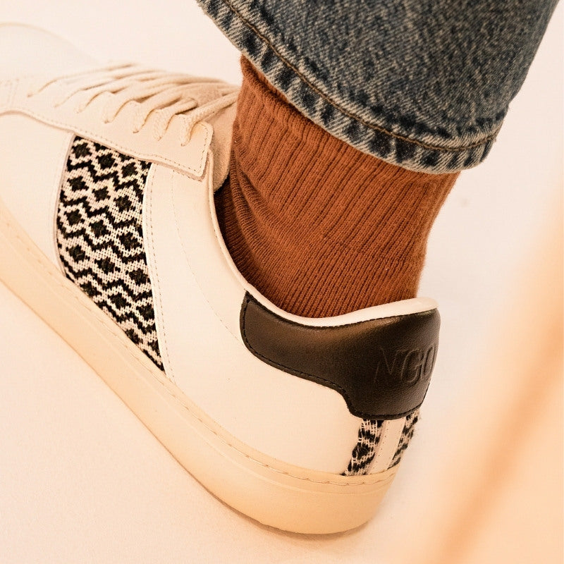 Schwarze Fairtrade-Sneaker von N'GO – Na Sang Classic für Alltag und Freizeit