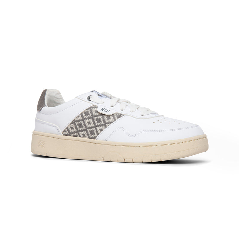 Hue Classic Grau – stilvolle Sneaker mit recyceltem Innenfutter und bequemer Sohle.